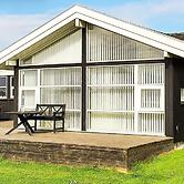 Spacious Retreat With Fjord View - By Traum Ferienwohnungen