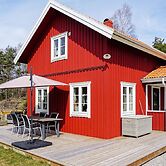 8 Person Holiday Home in Grebbestad-by Traum