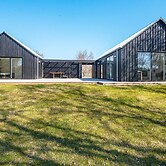 8 Person Holiday Home in Grenaa