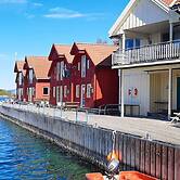 5 Person Holiday Home in Sjernaroy