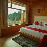 The Royals Apricot Garden