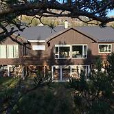 12 Person Holiday Home in Skare-by Traum