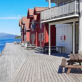 7 Person Holiday Home in Sjernaroy