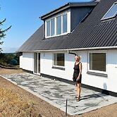 6 Person Holiday Home in Frostrup