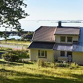 6 Person Holiday Home in Midsund