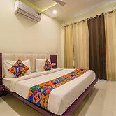 Fabhotel Golden Home