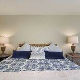 Chapman Cove by Avantstay Gorgeous Beach Bungalow w/ Sauna