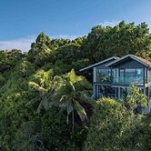 Palau Sunrise Seaview Landison Retreat