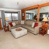 Seven Springs Stoneridge 3 Bedroom Standard Condo, Mountain Views! by 