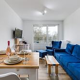 Green Square Apartment by Renters