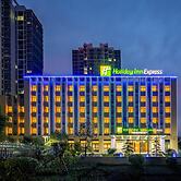 Holiday Inn Express Jurong Xianlin by IHG