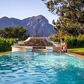 Banhoek Corner Guesthouse
