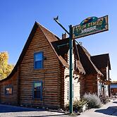 Twin Pines Lodge & Cabins