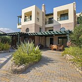 THERETRA KIOTARI VILLAS