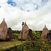 Maha Gangga Valley by ecommerceloka