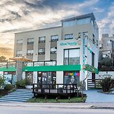 Altos Valeria Apart Hotel