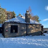Amazing Cottage With Indoor Private Pool
