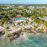 Kwanza Resort By SUNRISE