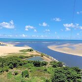 Flat beira mar no Barra Classic