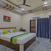 Treebo Royal, Chandrapur