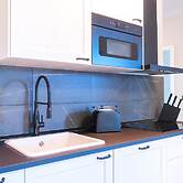 Lemon Apartment With Garden and Sea View by Wonderful Italy