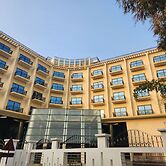 Paragon Hotel and Resort
