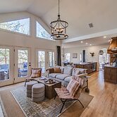 Luxury Mountain Home in Big Canoe! Golf / Lake / EV / Game Room!