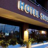 HOTEL SALUS