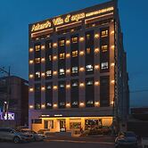 Asherah Villard Aqua Business Hotel