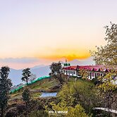 Haut Monde King's Paradise Resort