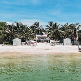 Marine Beach Club & Hotel By Tequendama