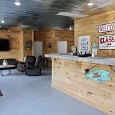 The Klassic Inn