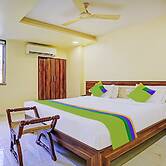 Treebo De Grandeur Anand Nagar