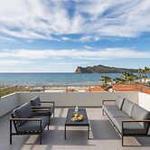 Ostrakon Suites
