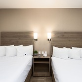 Hotel Mesaluna Short & Long Stay