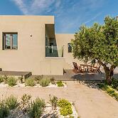 Nama Luxury Villa 250m From the sea Makry Gialos