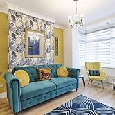 Big 3bed 2bath House Tropical Oasis Pet Friendly!