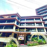 Aqua Frontier Hotel and Restaurant