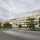 SRM Hotel Maraimalai Nagar