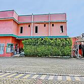 SPOT ON 91376 Hotel Bintang Flores