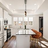 Zion's Haven #f4 4 Bedroom Townhouse