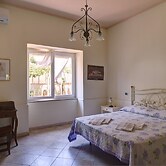 Holiday House The Red Cat