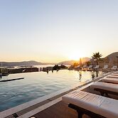 Royal Blue Resort & Residence