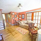 The Hayden Creek Inn