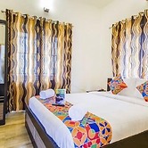 Fabexpress Grand Castle Hill Resorts