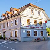 Guest House Pri Cesarju