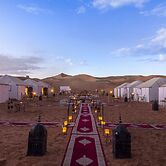 Sanmao Desert Luxury Camp