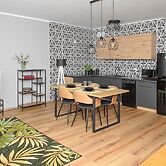 Puck Azure Sea Resort by Renters