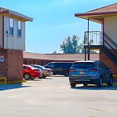 Economy Inn By OYO Lockport near Houma