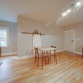 3 Mi to Dtwn: Walkable Apt in Cleveland!